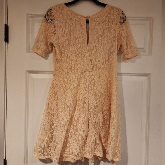 Rue 21 beige lace fit and flare dress - Picture 3 of 3